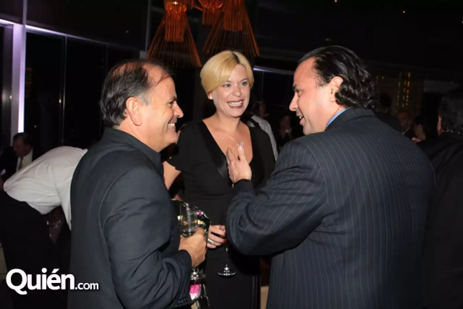 Joao Caetano,Cinthya Larios,Juan Nasini