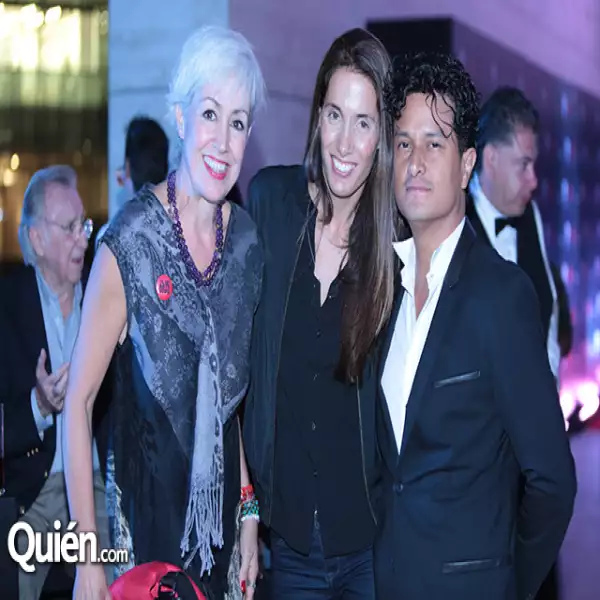 Ángeles Urias,Silvana Diez,Juan Pablo Manzanero