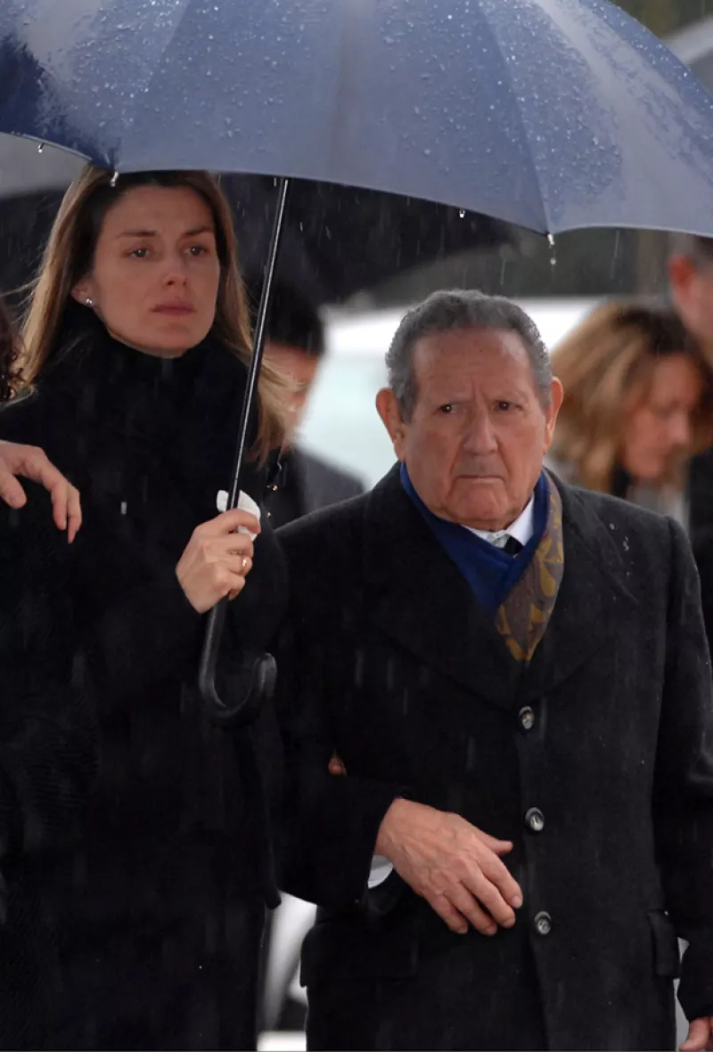 El abuelo materno de la Reina, Francisco Rocasolano, murió este lunes por problemas coronarios en el hospital Clínico Universitario de Salamanca.