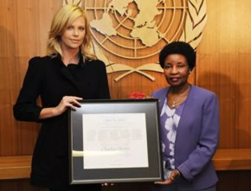 La actriz aceptó su nuevo papel ante Naciones Unidas y aseguró que la violencia doméstica es asunto que le toca directamente y no puede ignorar.