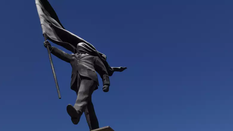 New Artwork Rumoured To Be Banksy Appears In Central London