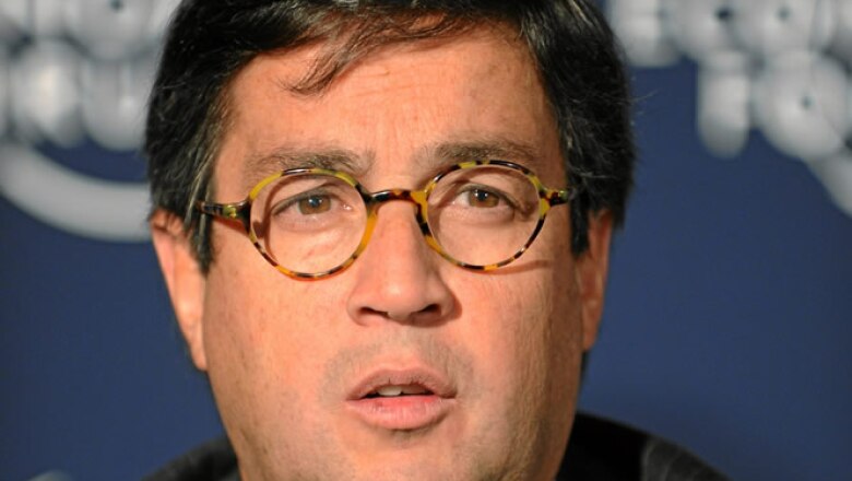 Luis A Moreno, presidente del Banco Interamericano de Desarrollo, en una mesa acerca de Haití.