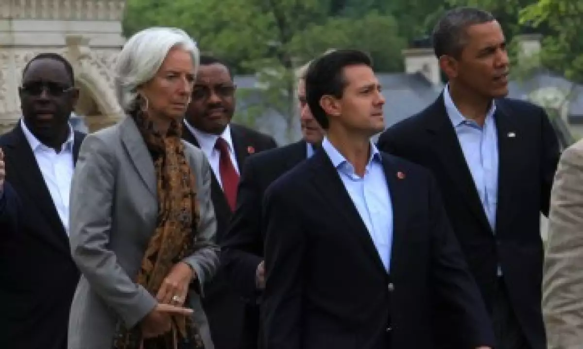 El presidente Enrique Peña Nieto (centro) se unió a la declaración del G8 que combatirá la creación de empresas fantasmas para evadir impuestos. (Foto: tomada de presidencia.gob.mx)