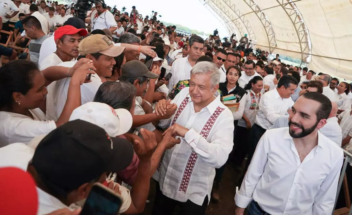 AMLO-Bukele