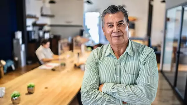 ¿Puedo volver a trabajar si estoy pensionado con el IMSS? Los cambios entre la Ley 73 y la Ley 97