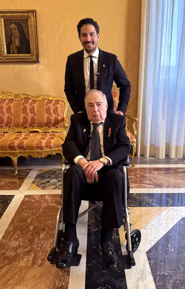 Farmacias Similares 3.jpg