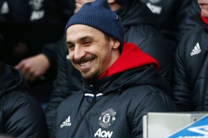 Zlatan Ibrahimovic Manchester United bench