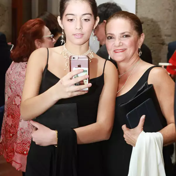 Ximena Morales y Trinidad Terrazas