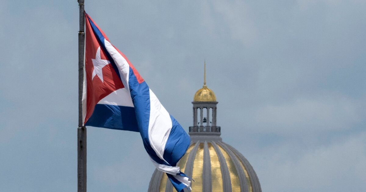 CUBA ABRE LA PUERTA AL CAPITALISMO: REFORMA HISTÓRICA PARA REVIVIR LA ISLA