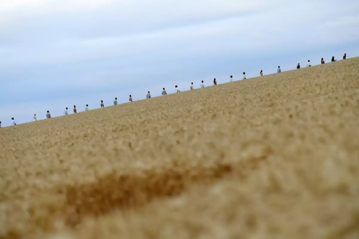 "L'Amour" : Jacquemus Spring-Summer 2021 Show