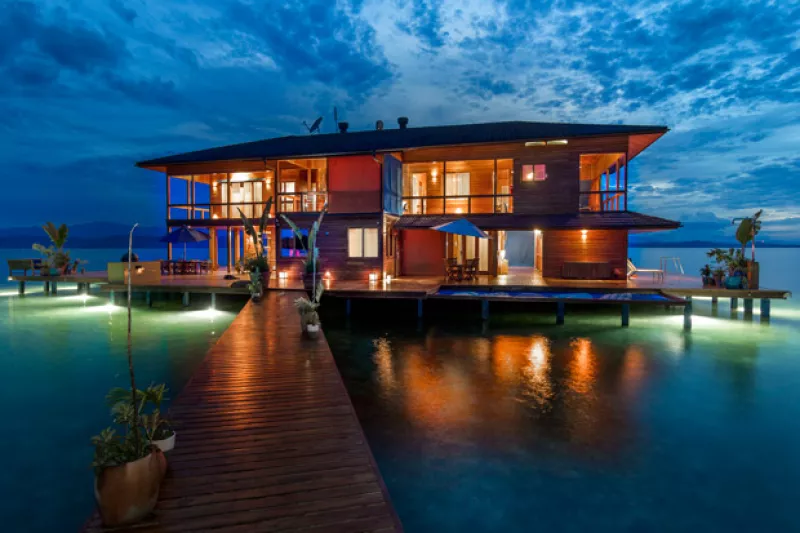 Si estas buscando el paraíso, conoce esta villa privada ubicada en la isla Bocas del Toro, Panamá.