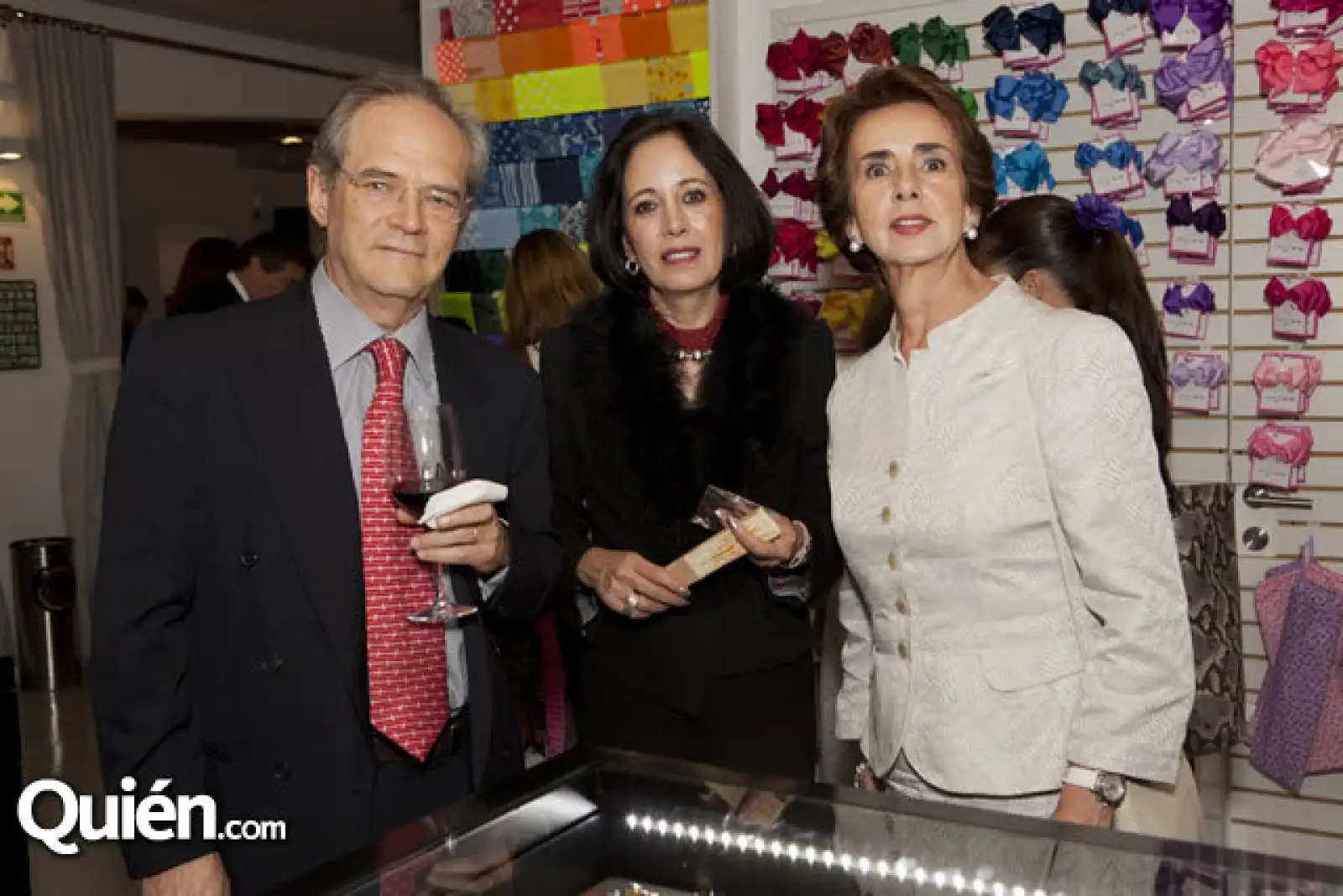 José Ignacio Nuño,Margarita Escobedo,Guadalupe Cazo de Name