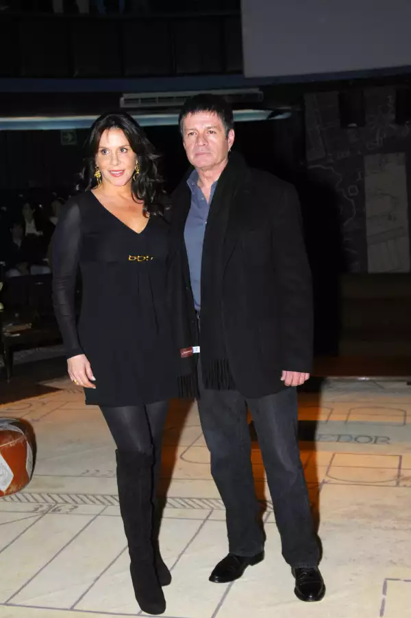 rebecca-jones-alejandro-camacho