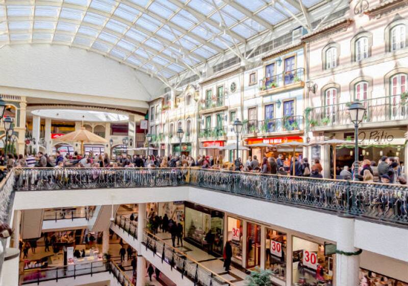Render centro comercial