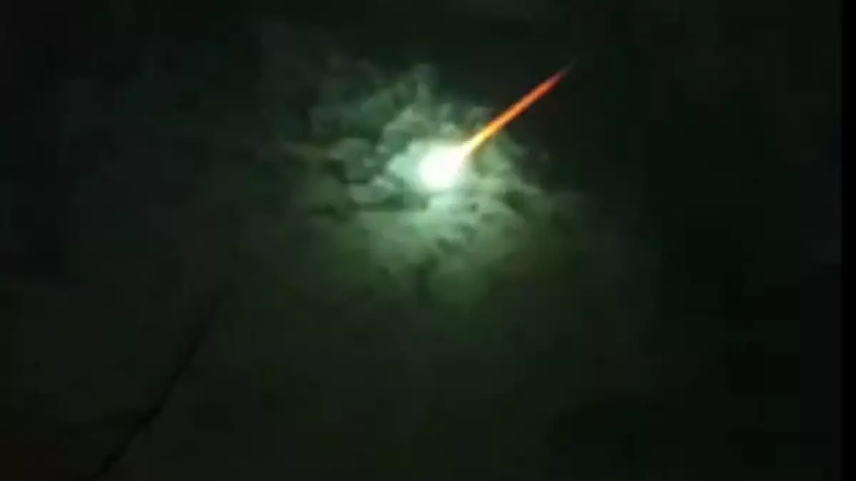 La luz verde que apareció este miércoles en el cielo de Argentina