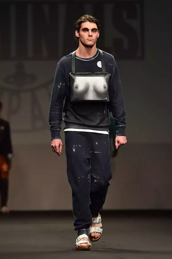 El ahora modelo hizo su debut en el desfile de Vivienne Westwood.