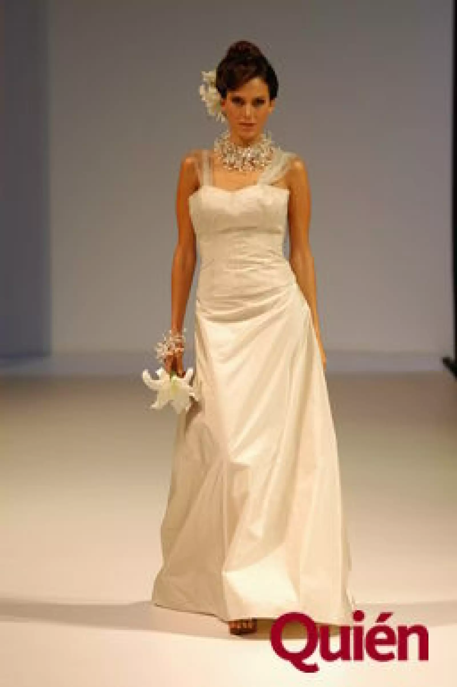 Desfile Alana Savoir