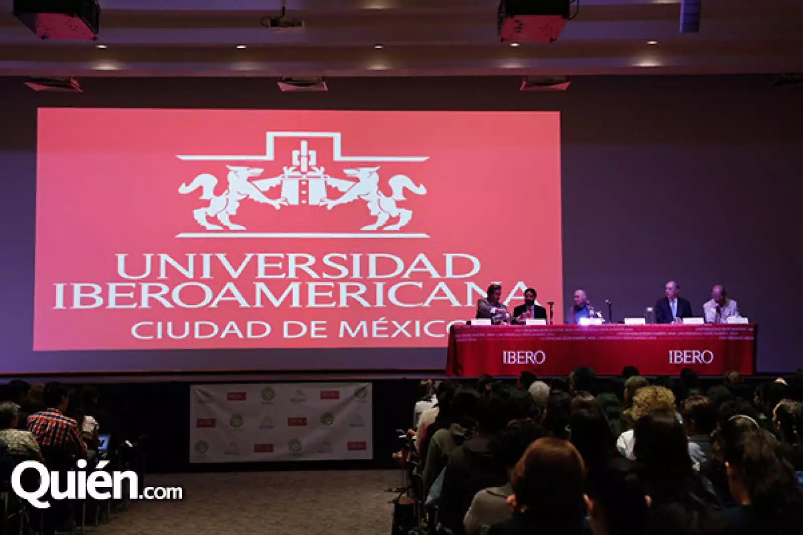 Conferencia Jane Goodall