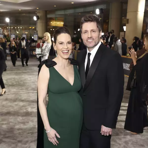 Hilary Swank y Philip Schneider