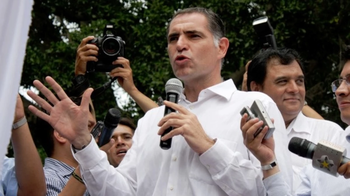 Gabino Cue
