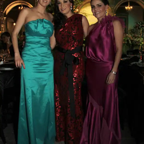 Susana Menchaco,María Amparo Arresui,Gaby Valencia