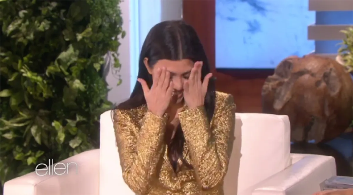 Al momento de preguntarle, Kourtney no pudo evitar realizar esta expresión.