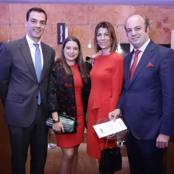 Cata Ayúdate a dar