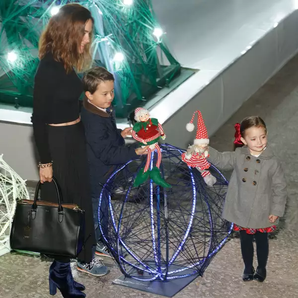 Evento de Lacoste -Una noche navideña bajo la Torre Eiffel