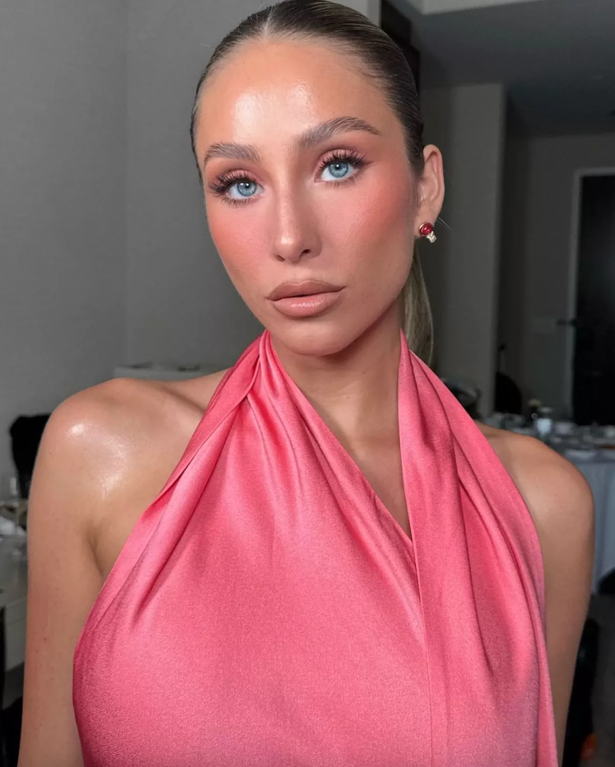Alix Earle coquette makeup