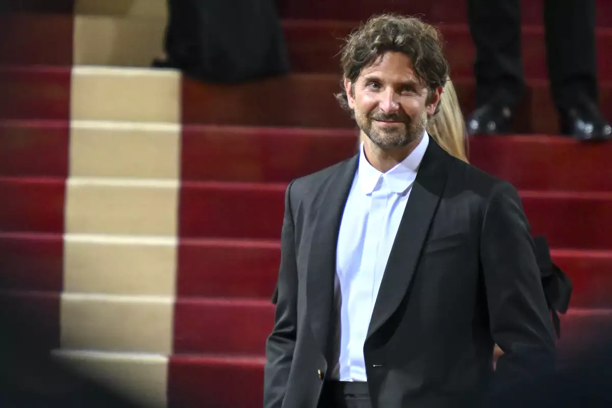 The 2022 Met Gala Celebrating "In America: An Anthology of Fashion" - Street Sightings