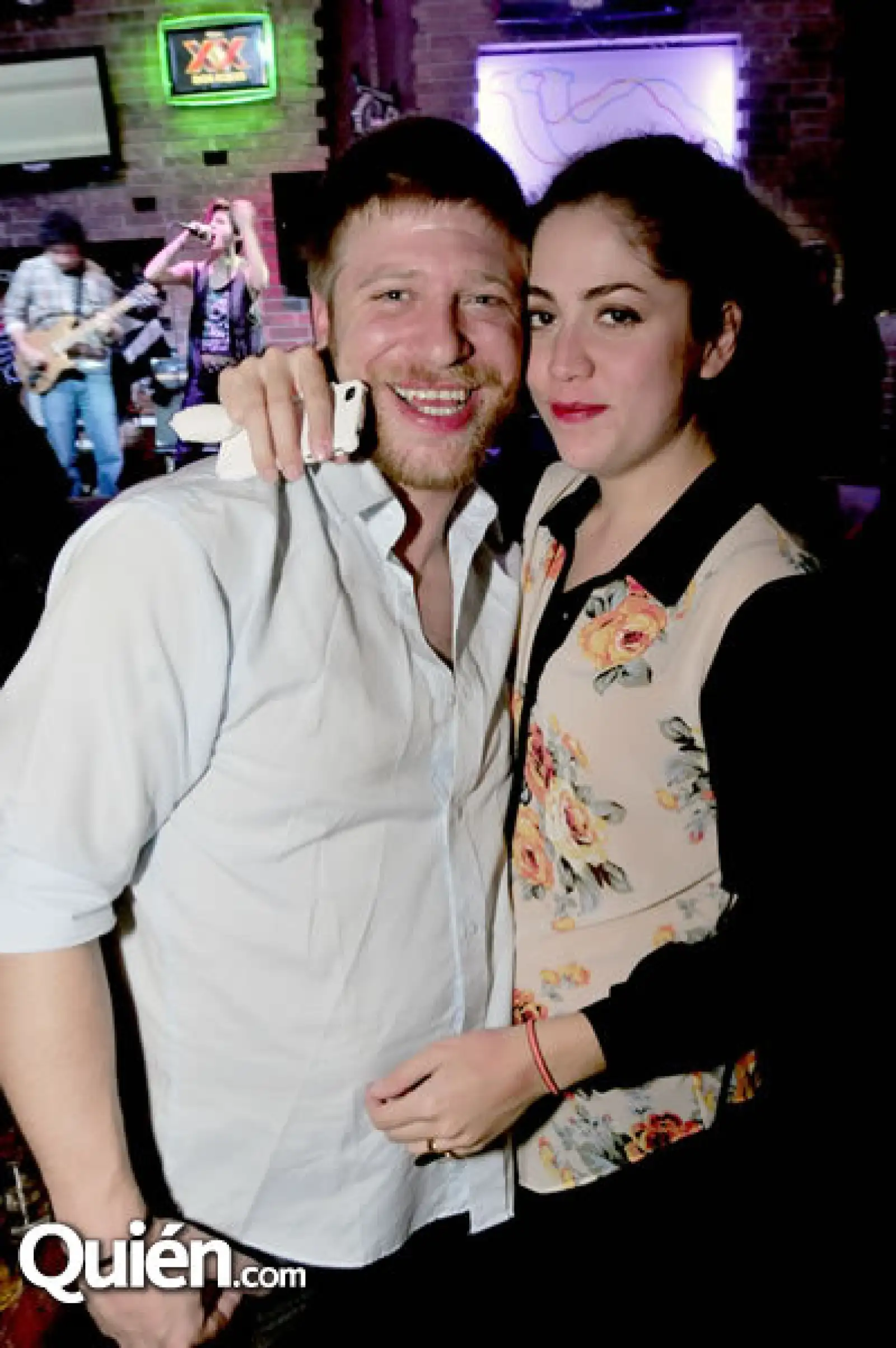 Guillermo Larrea y Paulina Mendoza