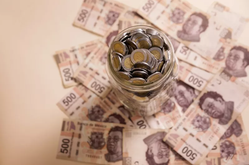 banking mexican pesos