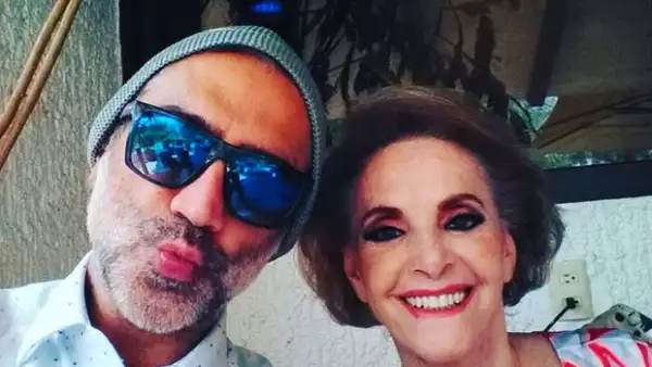 La mamá del Potrillo cumplió años y el cantante no perdió oportunidad para hacerle una linda dedicatoria en sus redes sociales.