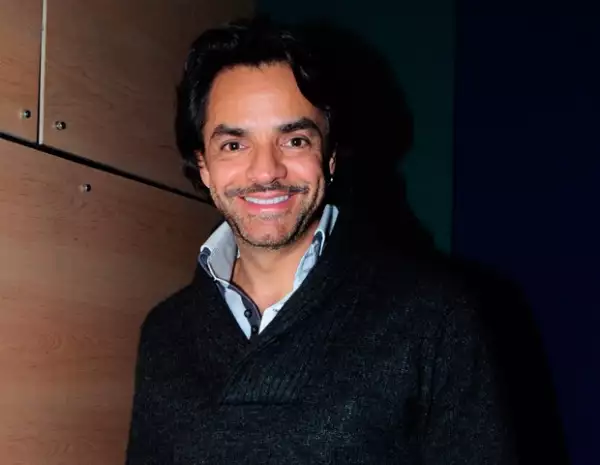 Eugenio está en la pre-producción de la película "Hombre de Piedra", a la que podría invitar a participar a Adam Sandler y a Katie Holmes.