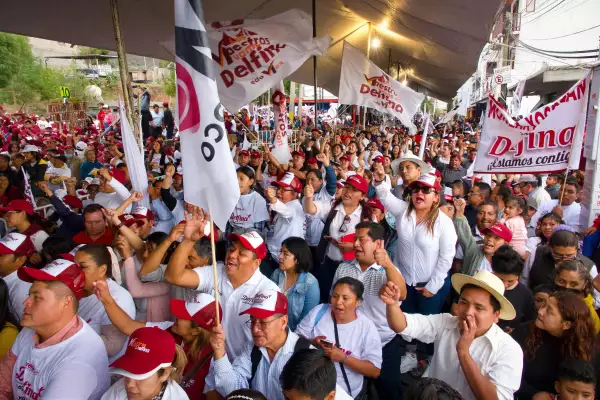 Militantes y simpatizantes de la exsecretaría de Educación durante un mitin de la maestra. 