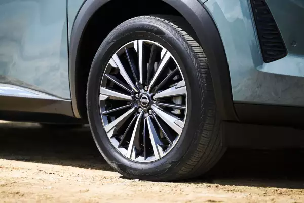 MY26 Nissan Pathfinder-3-6.jpg