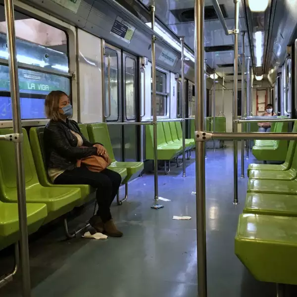 Los vagones, con menos pasajeros