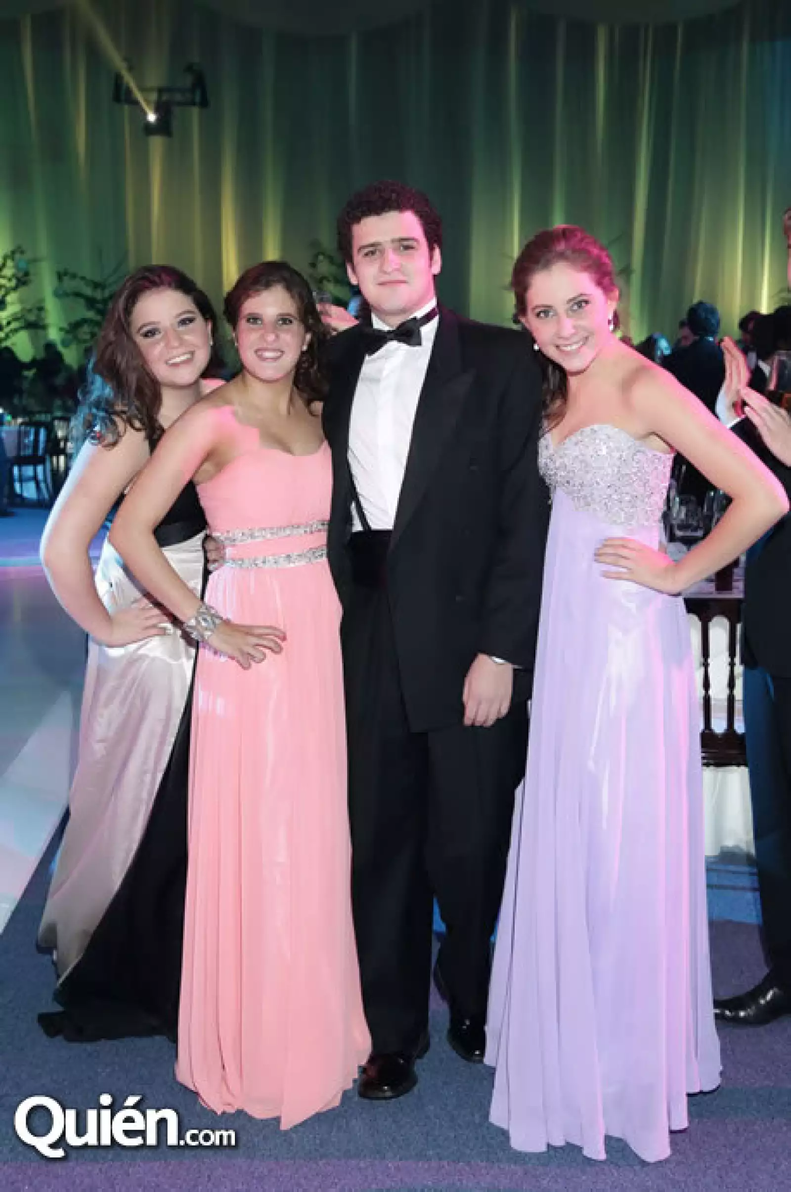 Mariela García,Almudena Fernández,Andres Bernardi y Ana García