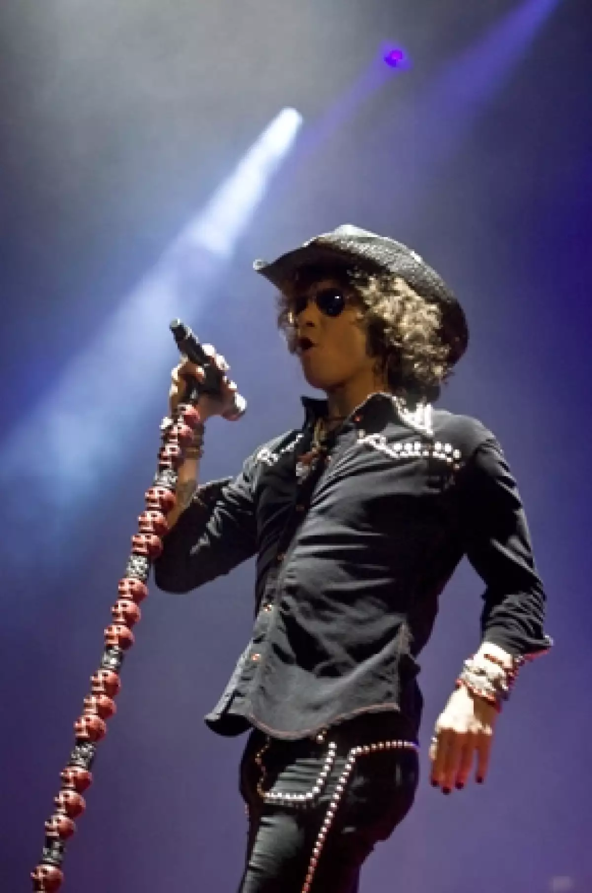 El cantante continuará con su gira `Consecuencias´, en nuestro país ofrecerá un primer concierto en Puebla para después trasladarse al Distrito Federal, su concierto final será en Acapulco.