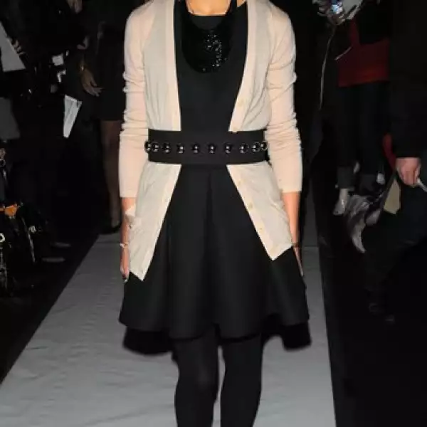 La socialité neoyorquina y estrella de The City Olivia Palermo también llama la atención por su sentido de la moda; no sorprende que nunca se pierda un Fashion Week de su ciudad.