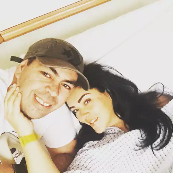 La hermana de Anahí, Marichelo, no pudo asistir a la gran presentación de Ani debido a que fue operada para quitarle la matriz.