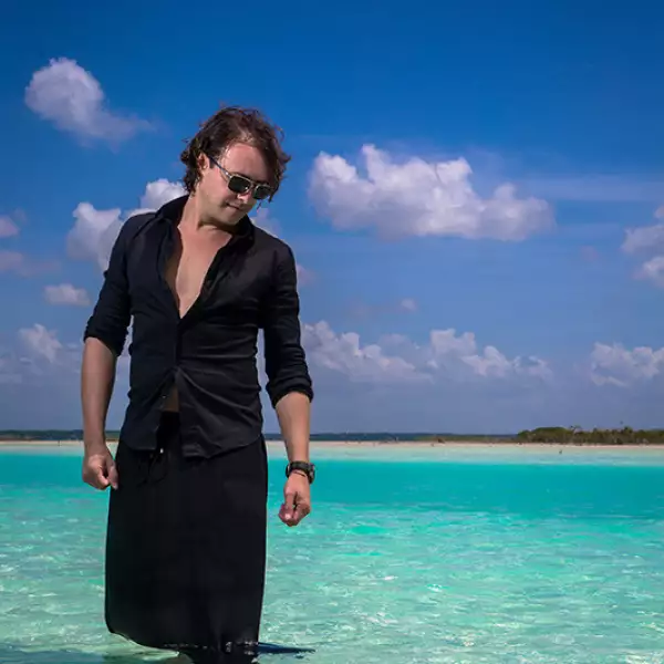 Cena de gala de Black Coral en apoyo a la fundacion Ciudad de la AlegrÃ­a en Cancun Quintana Roo,Visita a la fundaciÃ³n y paseo en la laguna de Bacalar