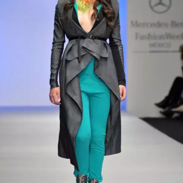 Pasarela Contempo