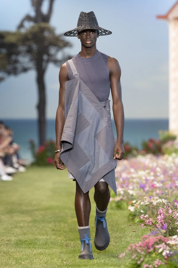 This is Dior's proposal for 2023 This is Dior's proposal for 2023