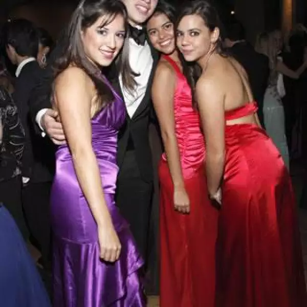 Valeria Vázquez,Erik Sneider,Daniela Cabrera y Ximena Domínguez