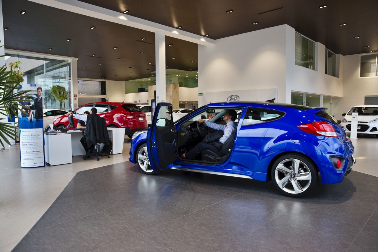 El precio de los autos se 'recalienta' por tensiones globales y nueva escasez de chips