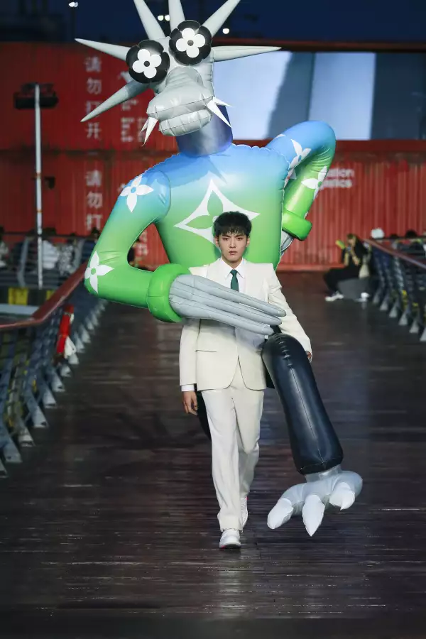 LVMEN SS21.jpg
