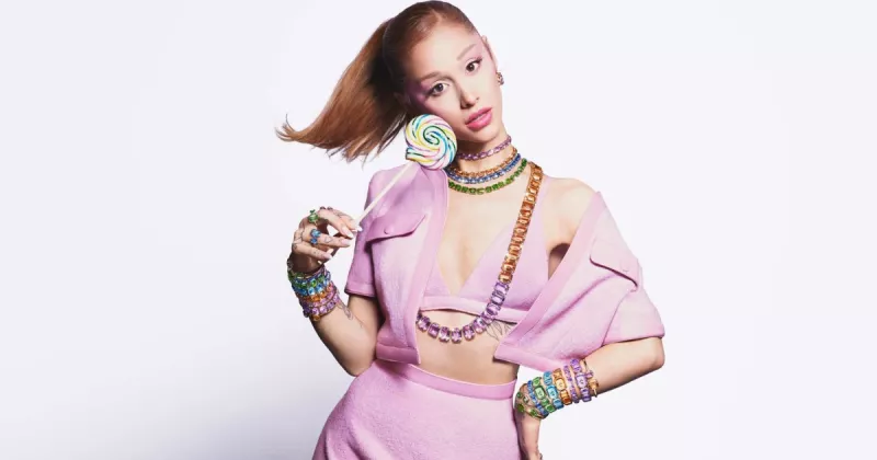 Campaña Ariana Grande x Swarovski.jpg