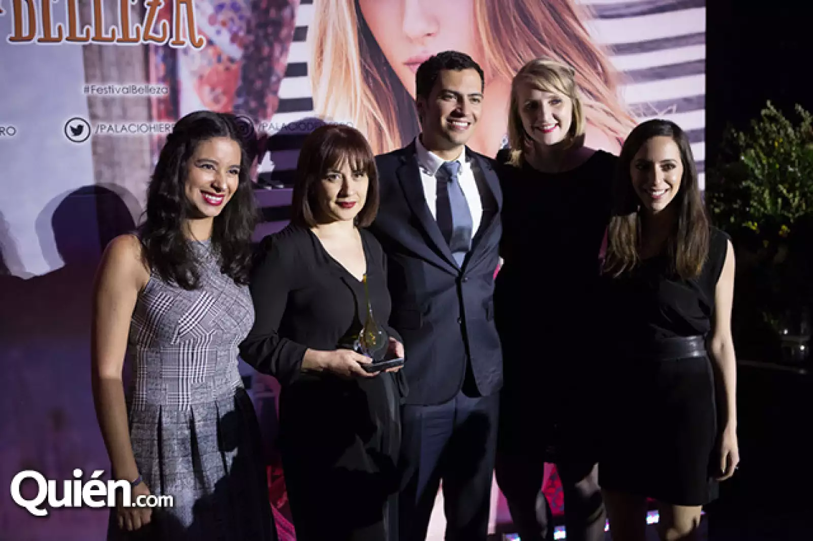 Yamileth Ríos, María Briseño, Camilo Daza, Cat Barnis y Dian Moreno