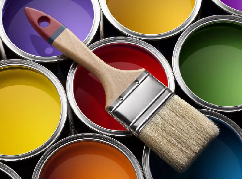 botes de pinturas de colores